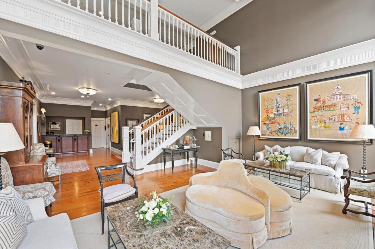 The James Madison Inn ภายนอก รูปภาพ