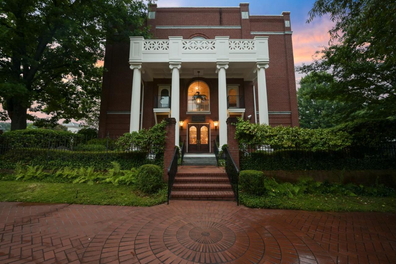 The James Madison Inn ภายนอก รูปภาพ