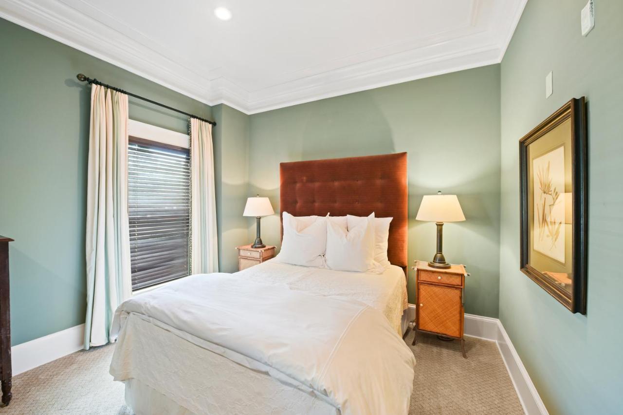 The James Madison Inn ภายนอก รูปภาพ