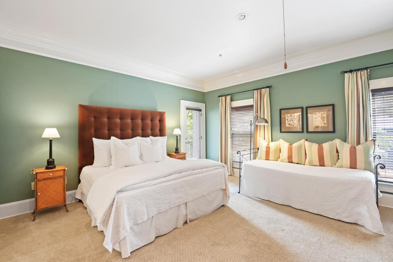 The James Madison Inn ภายนอก รูปภาพ