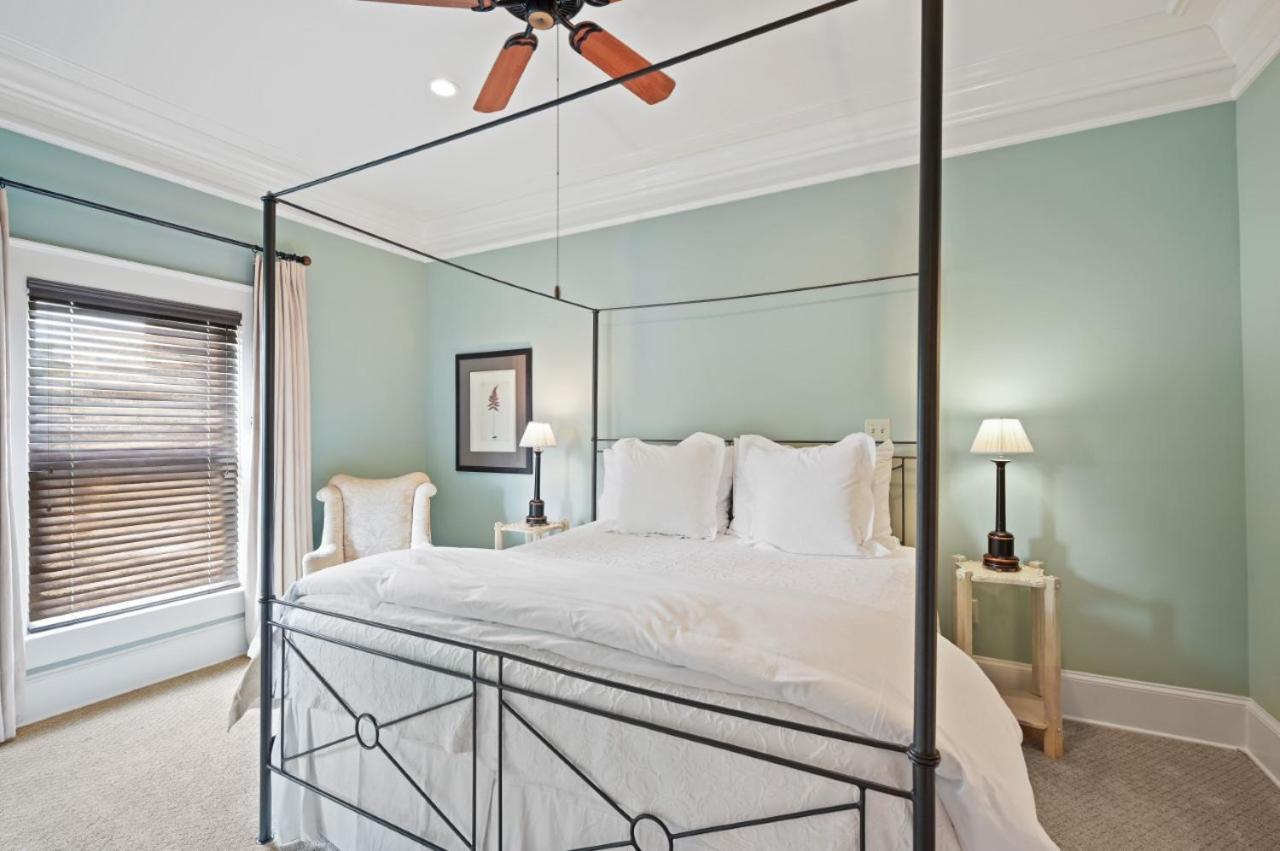 The James Madison Inn ภายนอก รูปภาพ